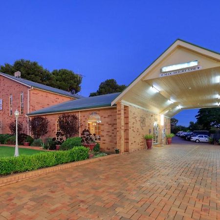 North Parkes Motel Extérieur photo